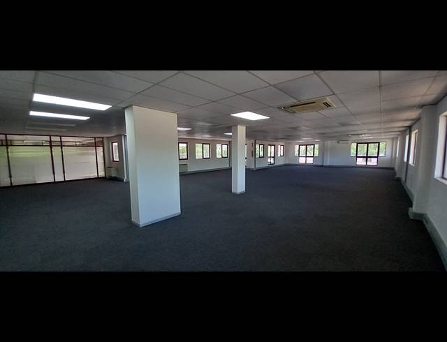563M² OFFICE TO LET IN EDENBURG